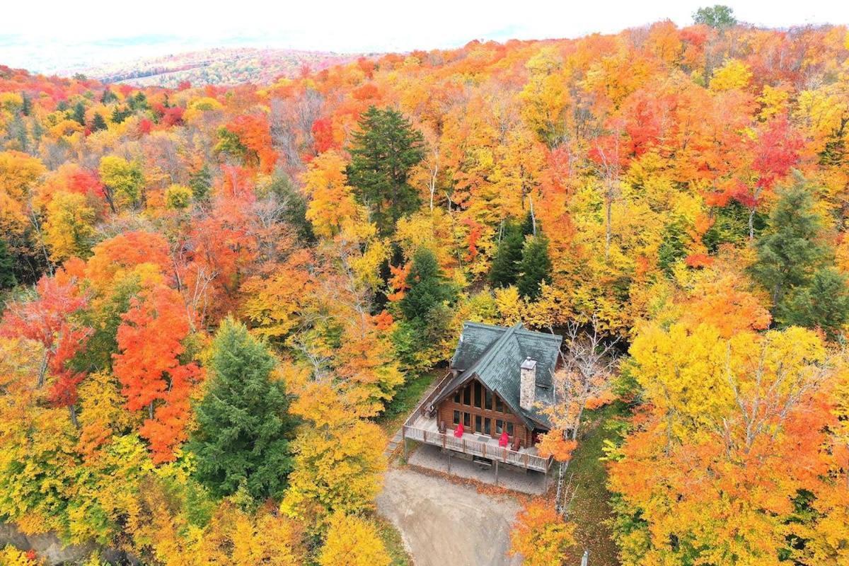Chic Familiale, Relaxant Avec Spa En Montagnes Labelle Luaran gambar